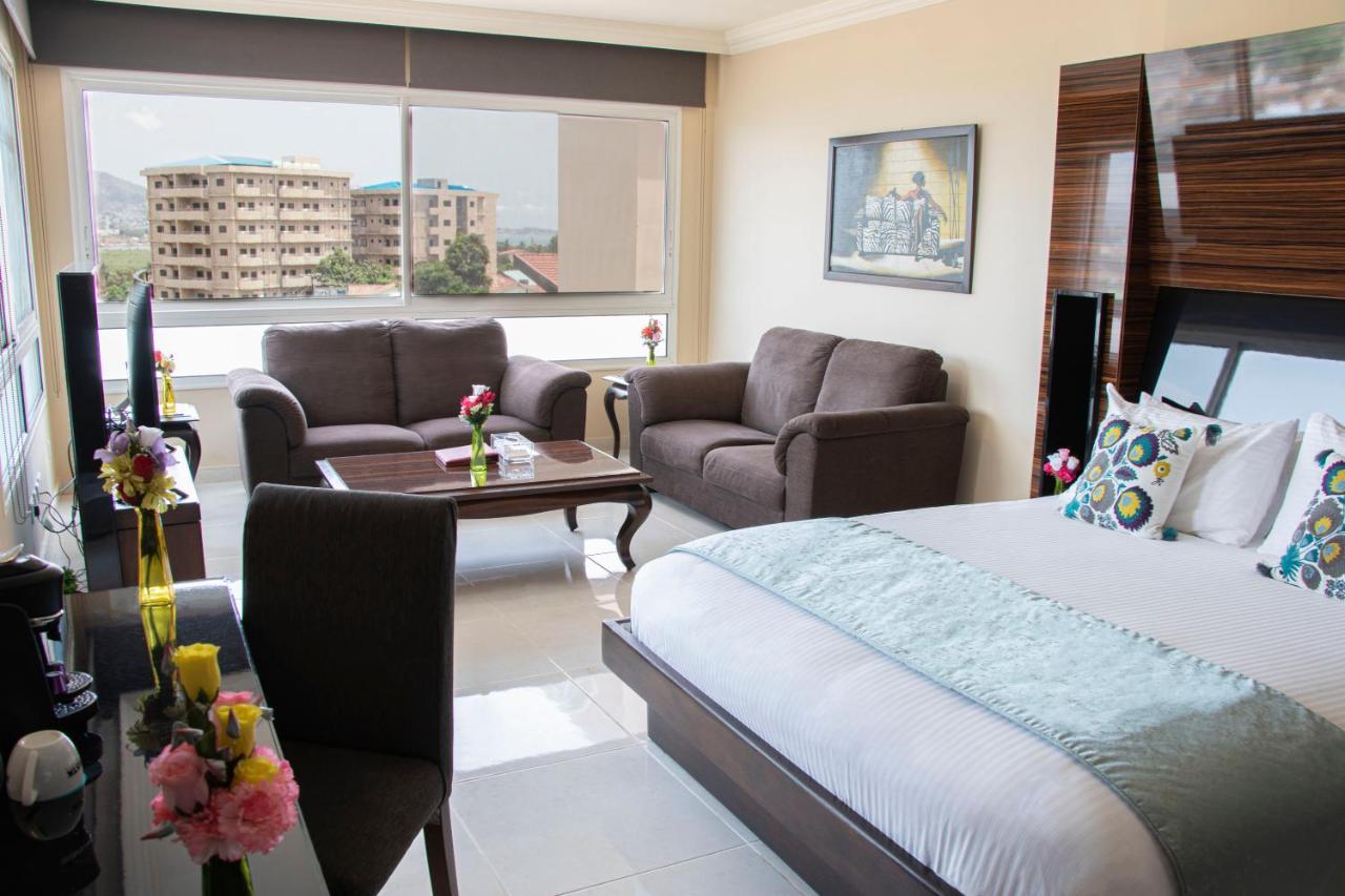 Home Suites Boutique Hotel Freetown Eksteriør bilde